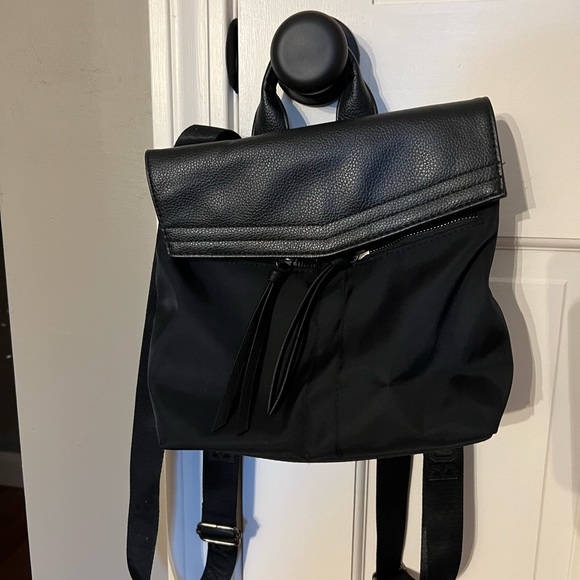 Small backpack - Picture 2 of 2